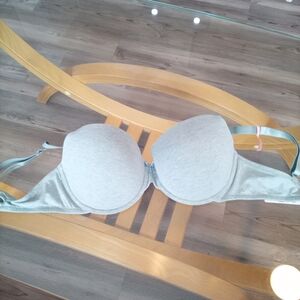 La Vie En Rose Light Gray Bra
